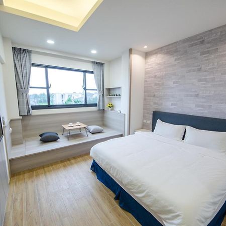 渡小夜電梯民宿 Yilannight B&B Wujie Bagian luar foto