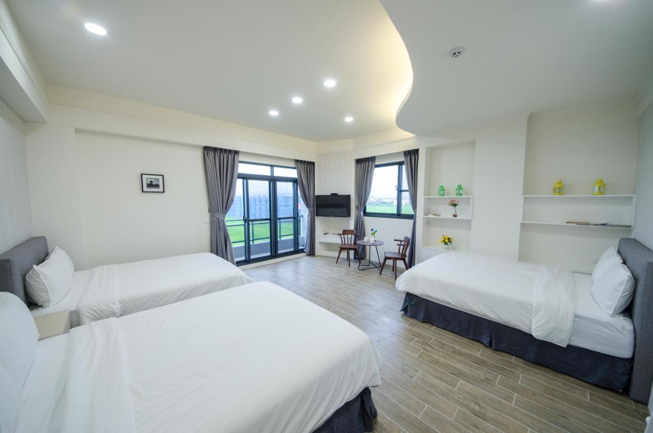 渡小夜電梯民宿 Yilannight B&B Wujie Bagian luar foto