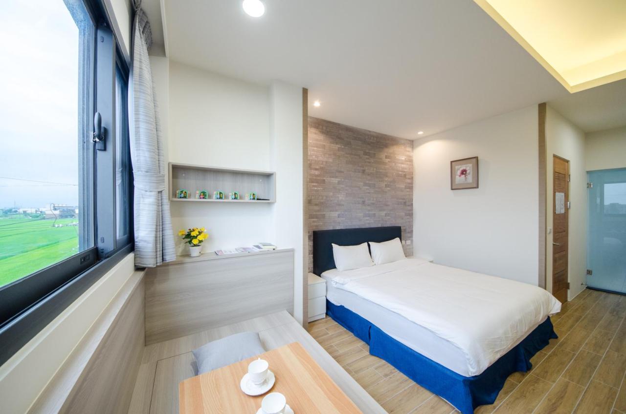 渡小夜電梯民宿 Yilannight B&B Wujie Bagian luar foto