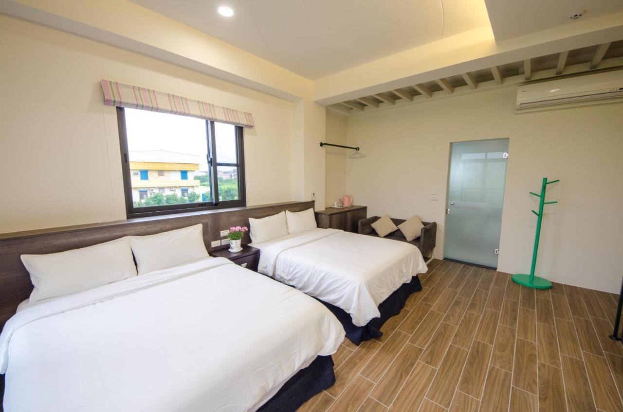 渡小夜電梯民宿 Yilannight B&B Wujie Bagian luar foto