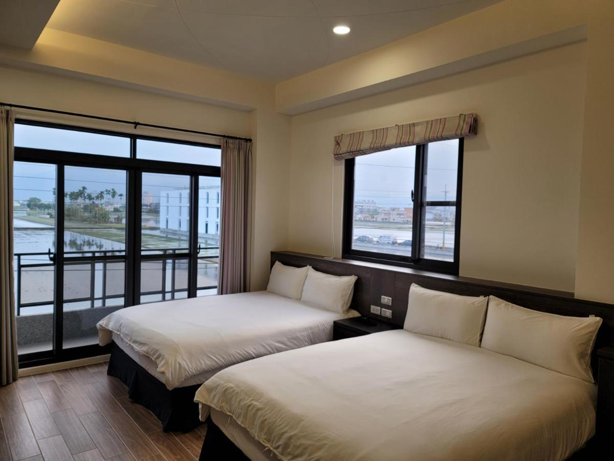 渡小夜電梯民宿 Yilannight B&B Wujie Bagian luar foto