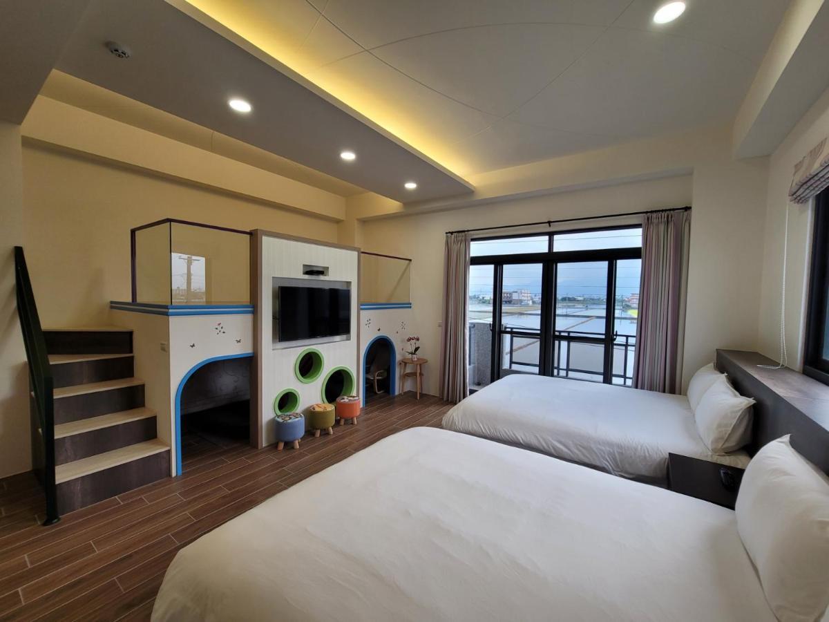 渡小夜電梯民宿 Yilannight B&B Wujie Bagian luar foto