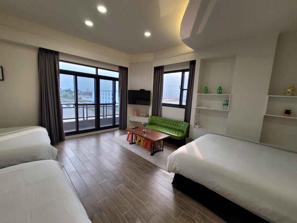 渡小夜電梯民宿 Yilannight B&B Wujie Bagian luar foto