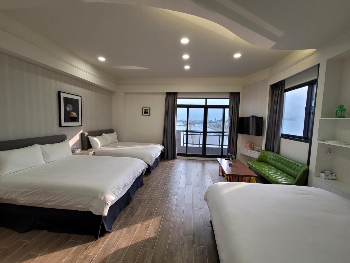 渡小夜電梯民宿 Yilannight B&B Wujie Bagian luar foto