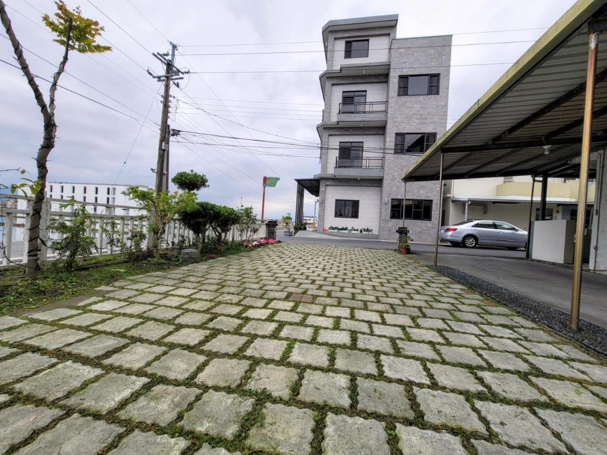 渡小夜電梯民宿 Yilannight B&B Wujie Bagian luar foto