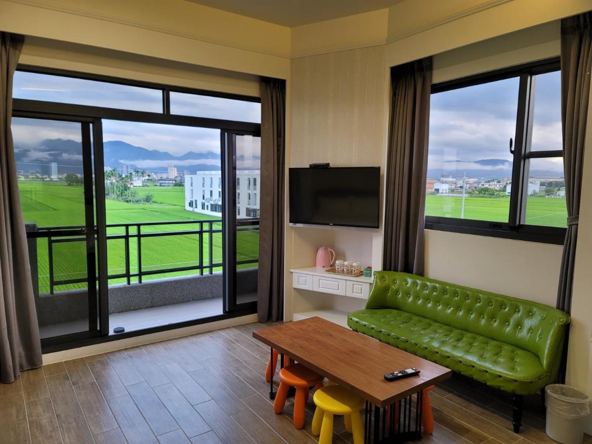 渡小夜電梯民宿 Yilannight B&B Wujie Bagian luar foto