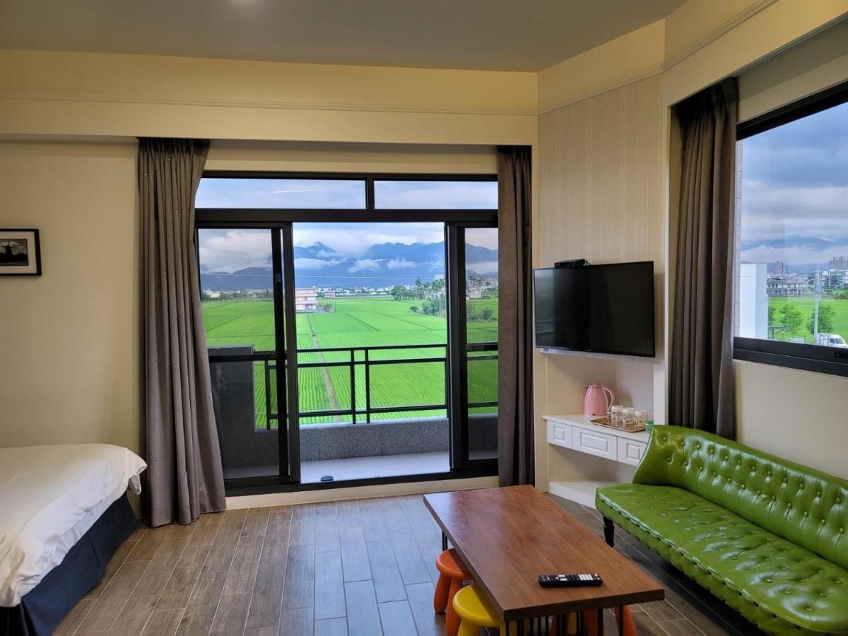 渡小夜電梯民宿 Yilannight B&B Wujie Bagian luar foto